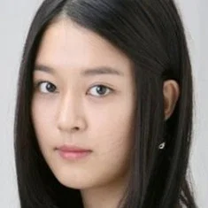 Yoon Ji-yoo