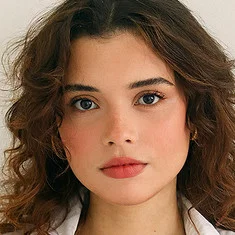 Julia Lemos