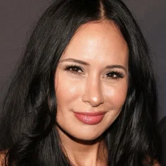 Jo De La Rosa