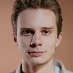 Кирилл Бакуменко