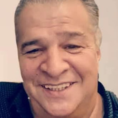 Eduardo Martínez