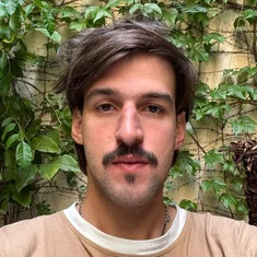 Nando Castellanos