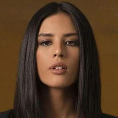 Yanna Lavigne