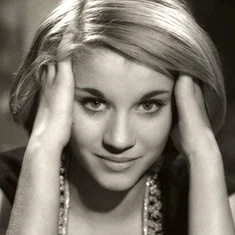 Julia Lockwood