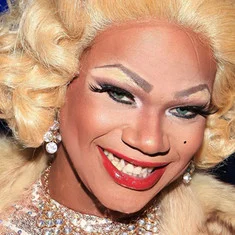 Chi Chi DeVayne