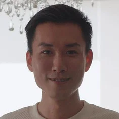 李华龙