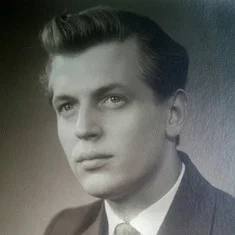 Борис Халеев