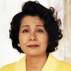 Kazuko Shirakawa