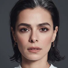 Özge Özpirinçci