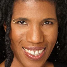 Nandi Bowe