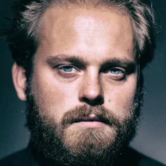 Simon Van Buyten