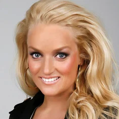 Samantha Steenwijk