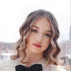 Maria Paula Veloza