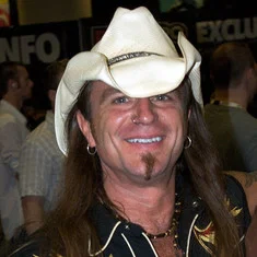 Scott McNeil