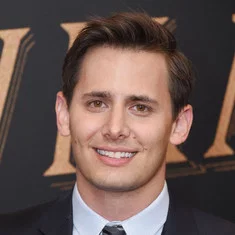 Benj Pasek