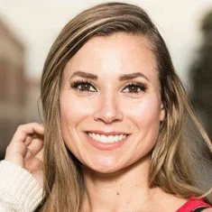 Nikki Kris