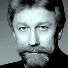 Владимир Старостин