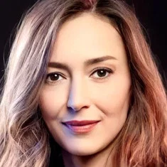 Özlem Çınar