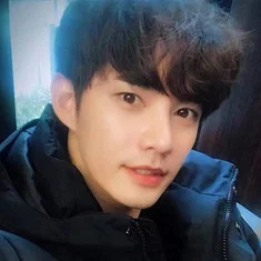 Kyung Lee