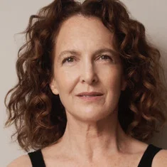 Jennifer Tulchin