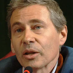 Alexander Stille