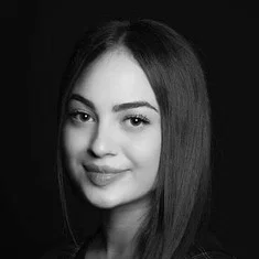 Ester Alushi