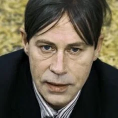 Юг Кестер