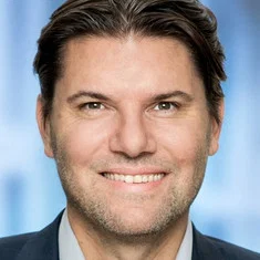 Mads Fuglede
