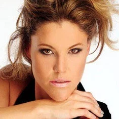 Fantine Thó