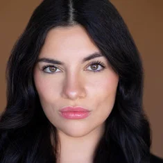 Victoria Ulmos