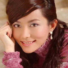 李郁