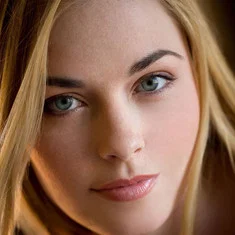 Bailey Rayne