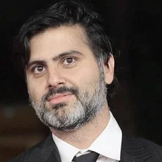 Hossein Keshavarz