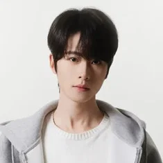 Yi Hang