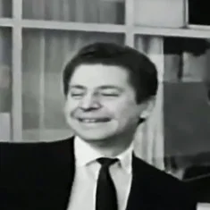 Kostas Provelengios