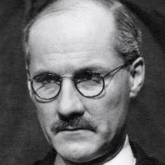 Angus MacKay