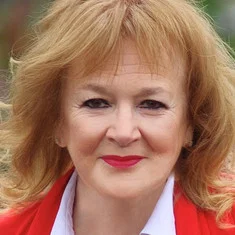 Gillian Elisa