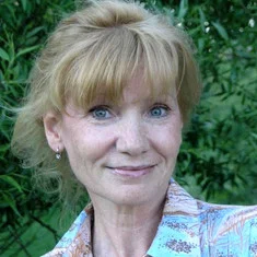 Larisa Bruss
