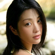 Minako Komukai