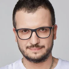 Дмитрий Позов