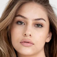 Victoria Bazúa
