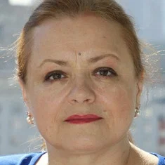 Елена Цыплакова