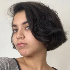 Estefy, Lat