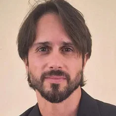 Maurício Ribeiro