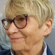Claire Lewis