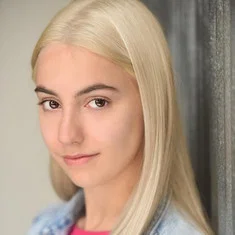 Chelsea Lavallee