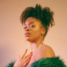 Ari Lennox