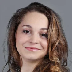 Kövesi Csenge
