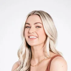 Lindsay Arnold