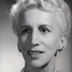 Margarita Robles